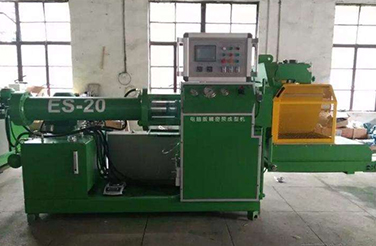 密封條擠出成型機 密封條擠出成型機